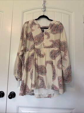 Cream Paisley Button-Front Peasant Tunic